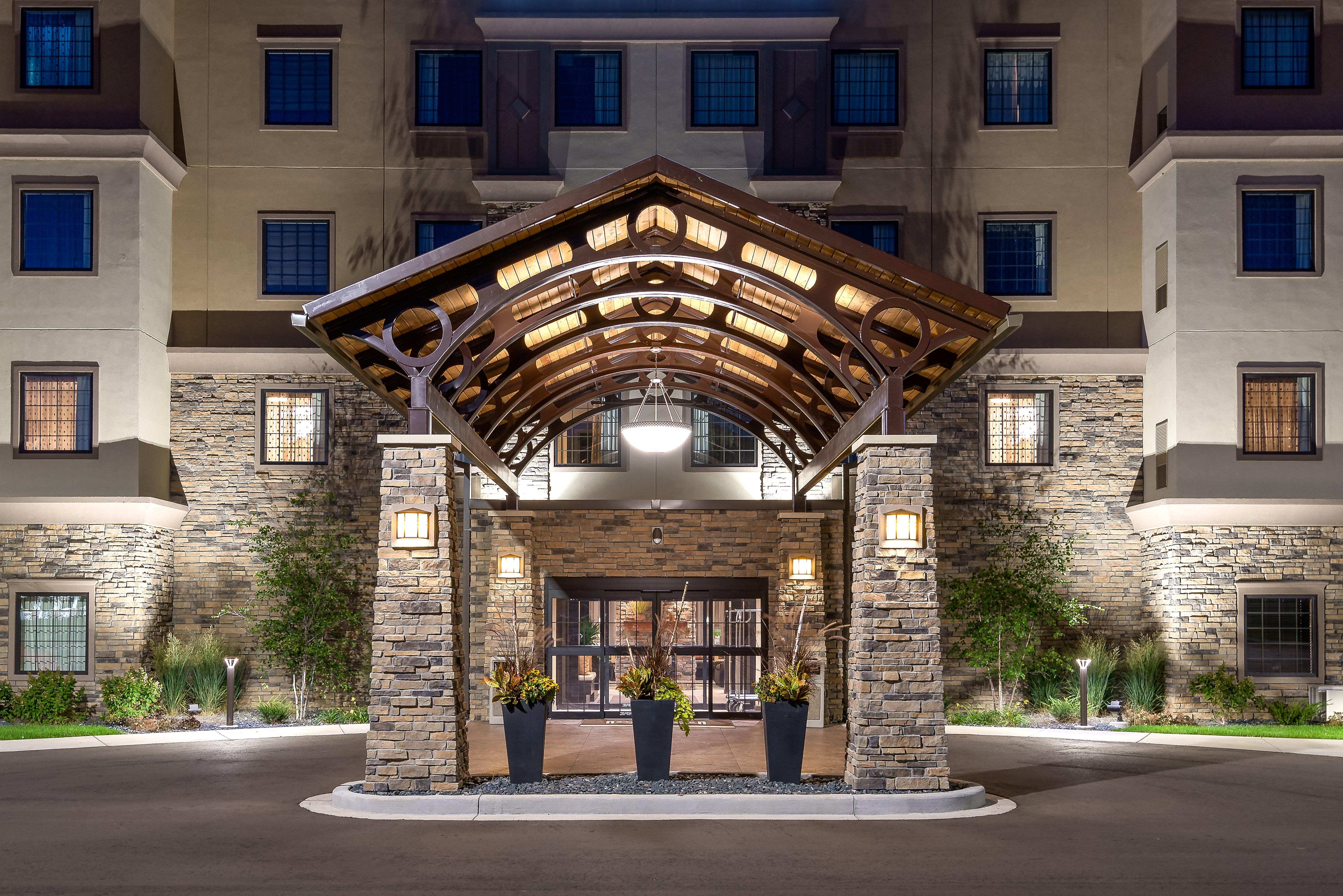 Staybridge Suites Eau Claire - Altoona By Ihg Екстериор снимка