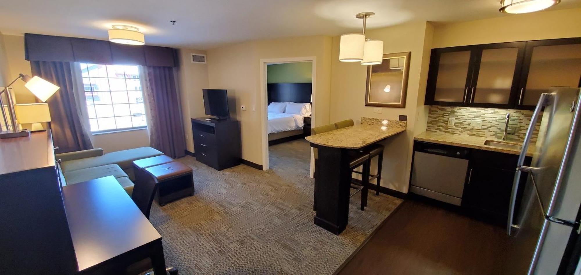 Staybridge Suites Eau Claire - Altoona By Ihg Екстериор снимка